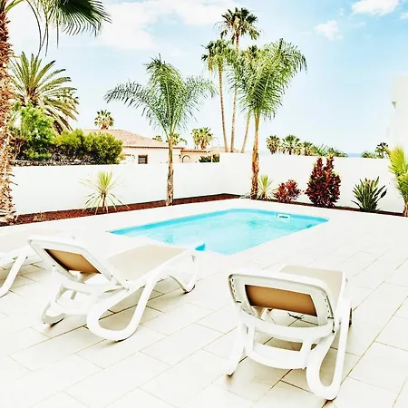 Carla - 3bdr + 3bath In Amarilla Golf 圣米格尔德阿沃纳