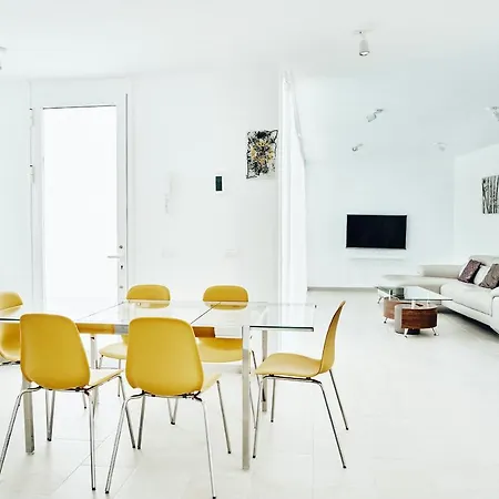 Carla - 3bdr + 3bath In Amarilla Golf 别墅