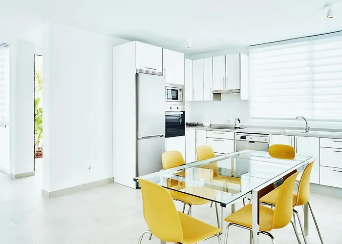 Carla - 3bdr + 3bath In Amarilla Golf Villa San Miguel de Abona