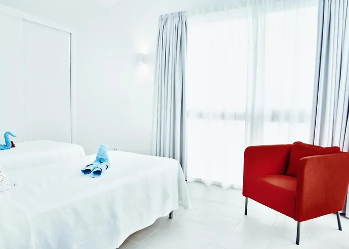 Carla - 3bdr + 3bath In Amarilla Golf Villa *