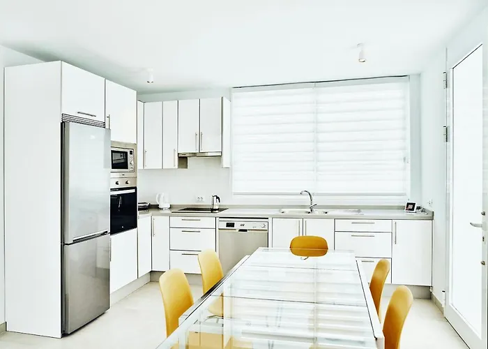 Carla - 3bdr + 3bath In Amarilla Golf 빌라 산미겔데아보나