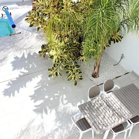 Carla - 3bdr + 3bath In Amarilla Golf Βίλα