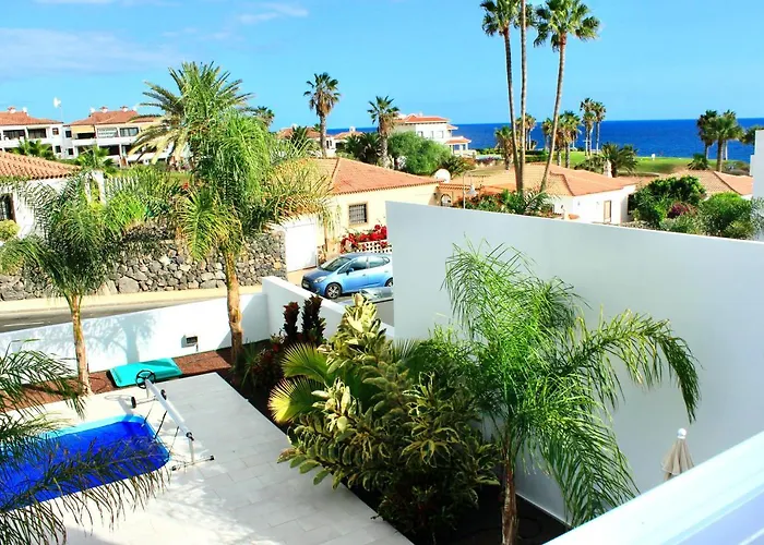 Carla - 3bdr + 3bath In Amarilla Golf *